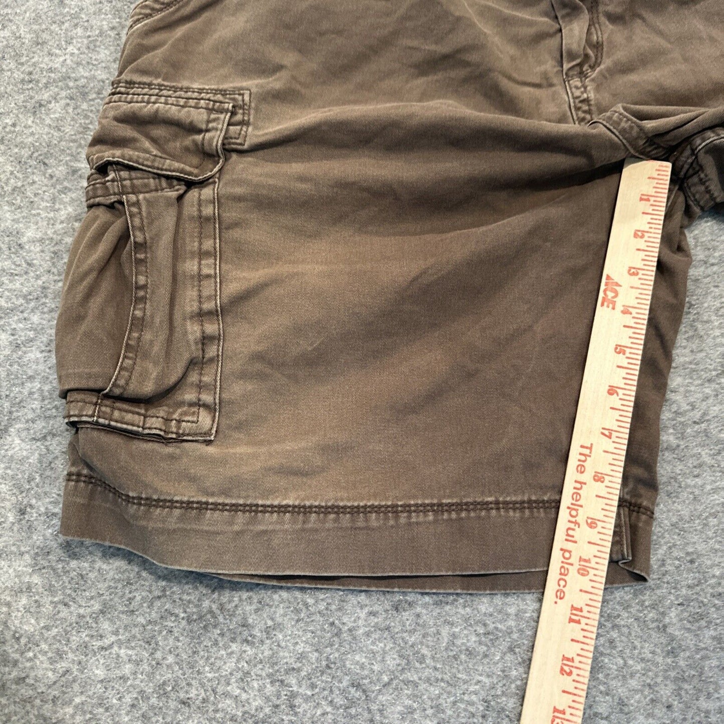 The Foundry Men's Cargo Shorts Size 44 Brown Dark Wash Shorts
