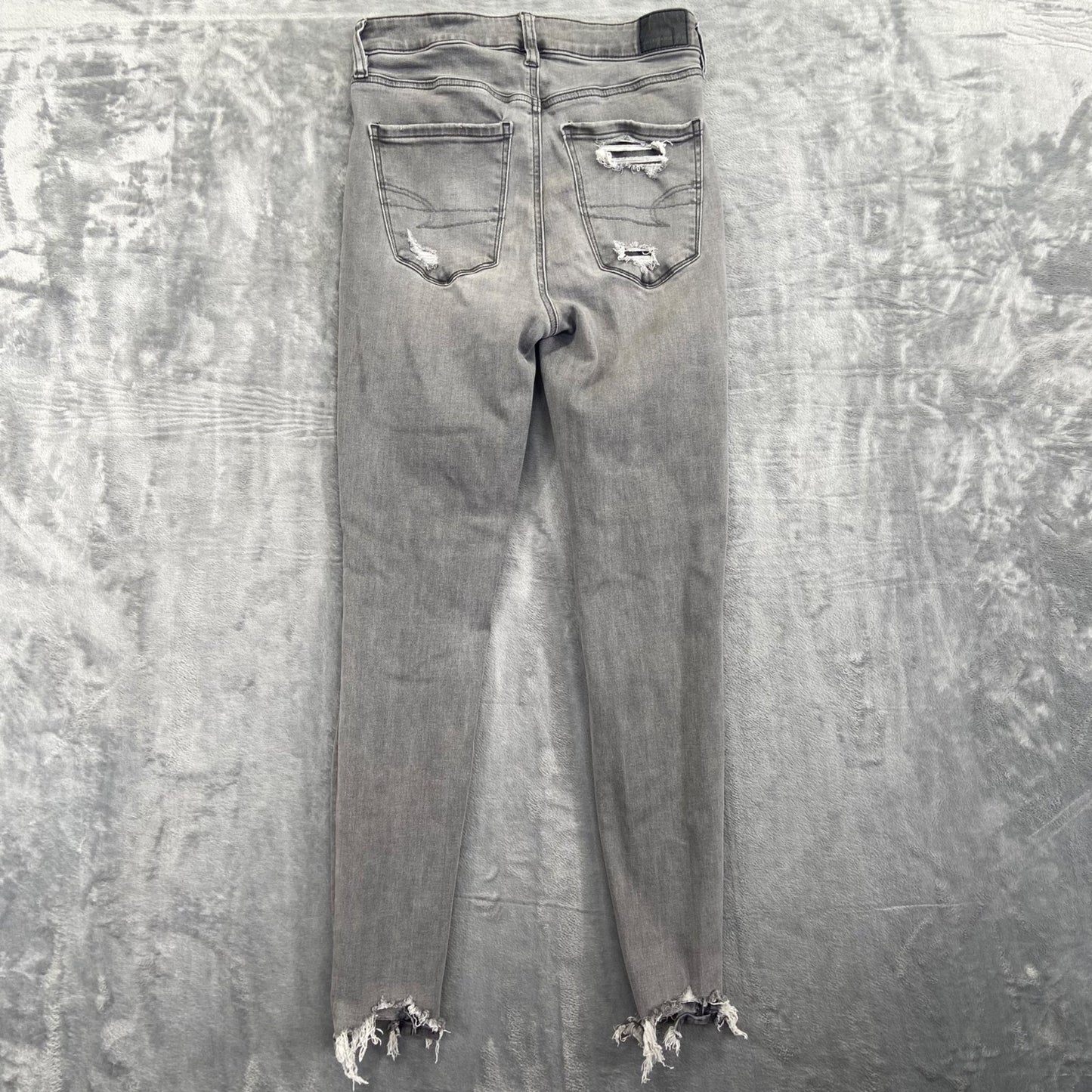 American Eagle Women's Skinny Jeans Size 4 Gray Distressed
