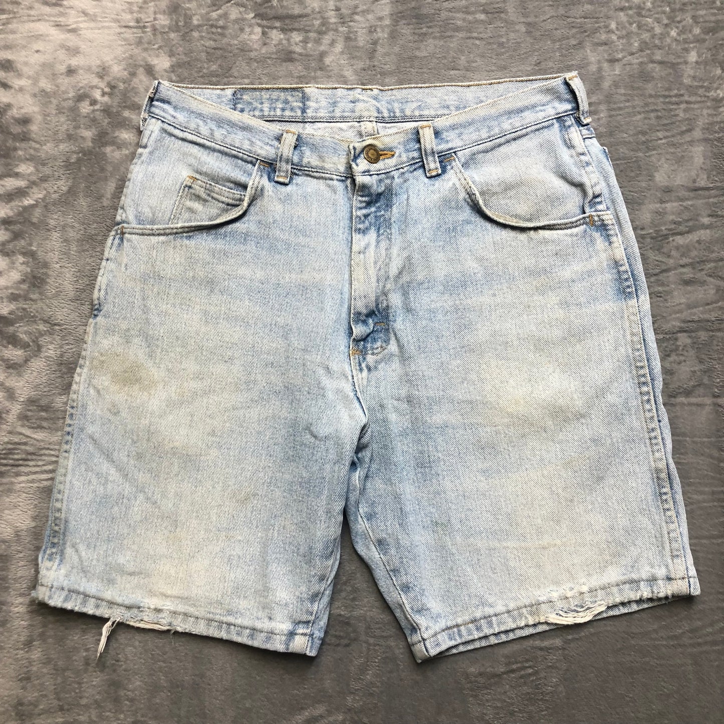 Wrangler Distressed Jean Shorts Size 32 Blue Denim Jorts