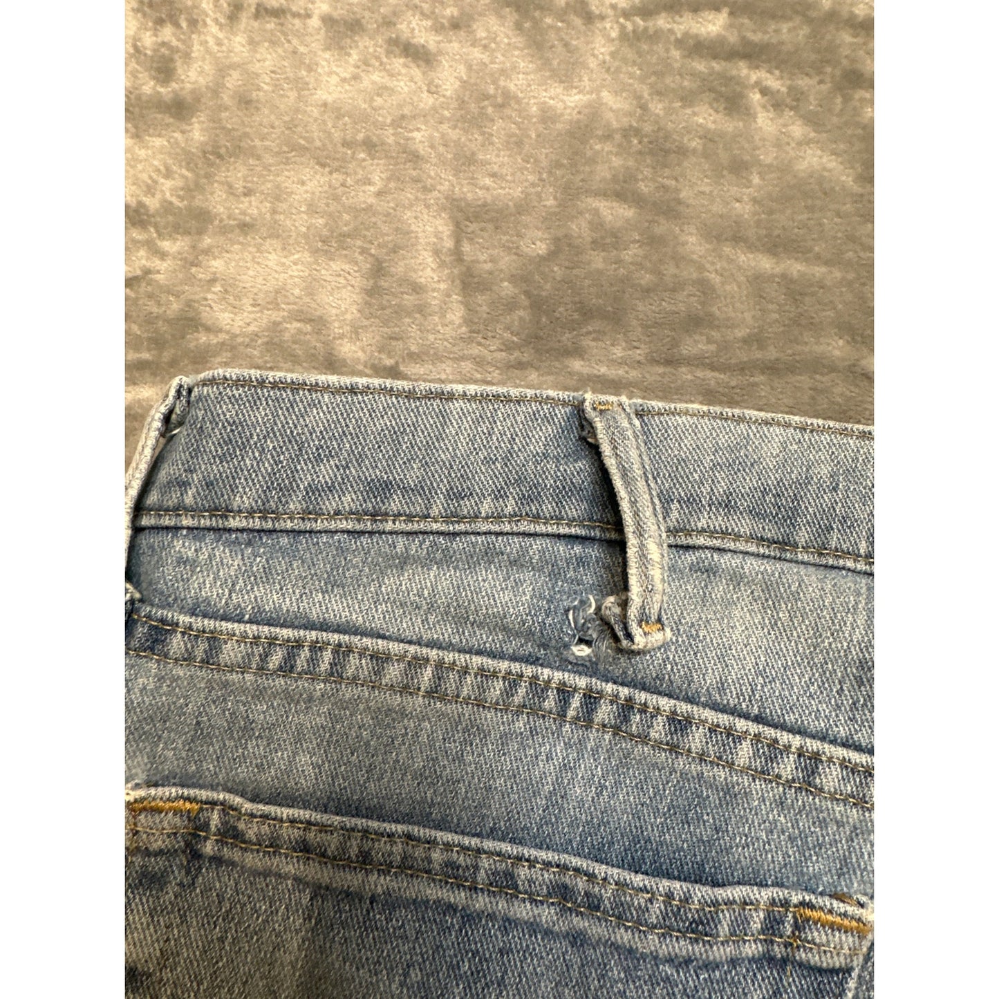 Lot of 2 Wrangler Levi's Straight Jeans Men's Size 36x29 Blue Denim