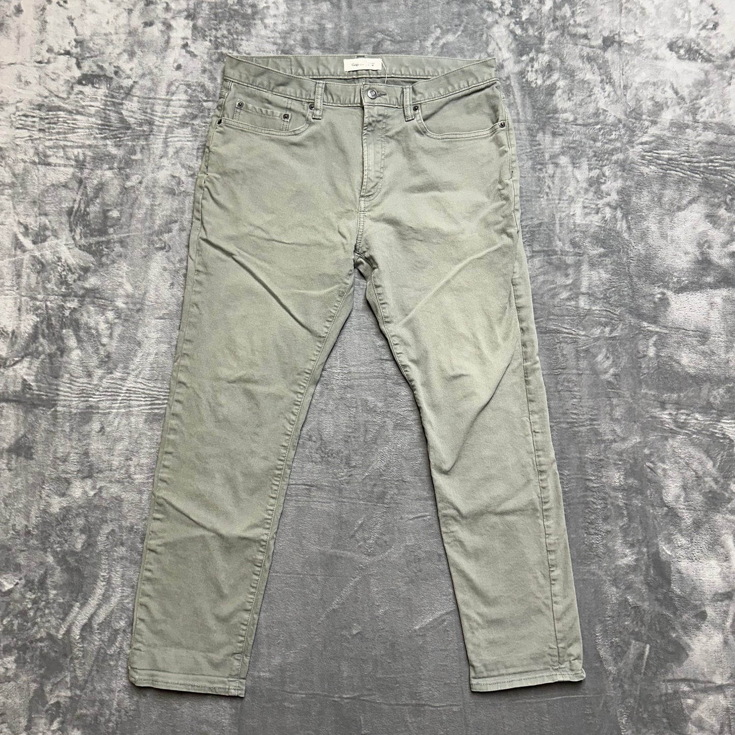 Gap Straight Jeans Men's Size 33x30 Gray