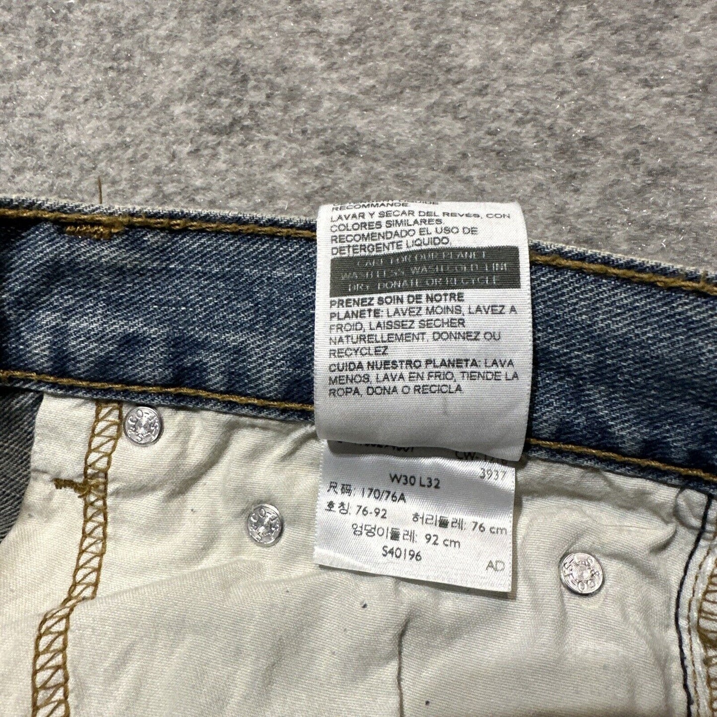 Signature Levi's Regular Men's Straight Jeans Size 30x32 Blue Light Wash Denim