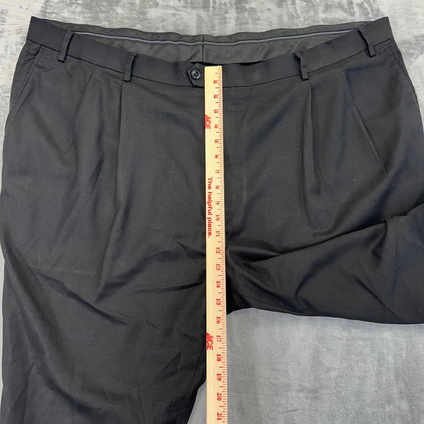 Roundtree & Yorke Men's Pleated Dress Pants 48x32 Black