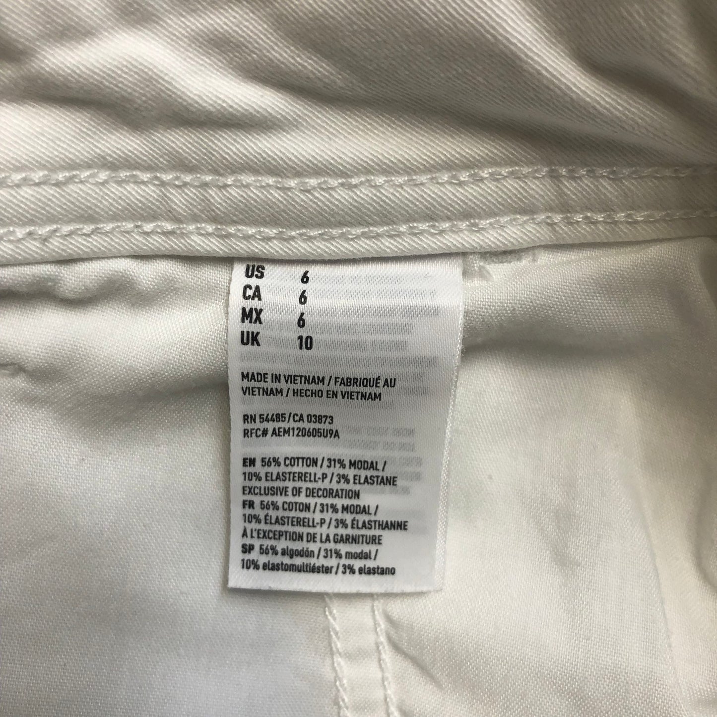 American Eagle Stretch Shorts Women's Size 6 White