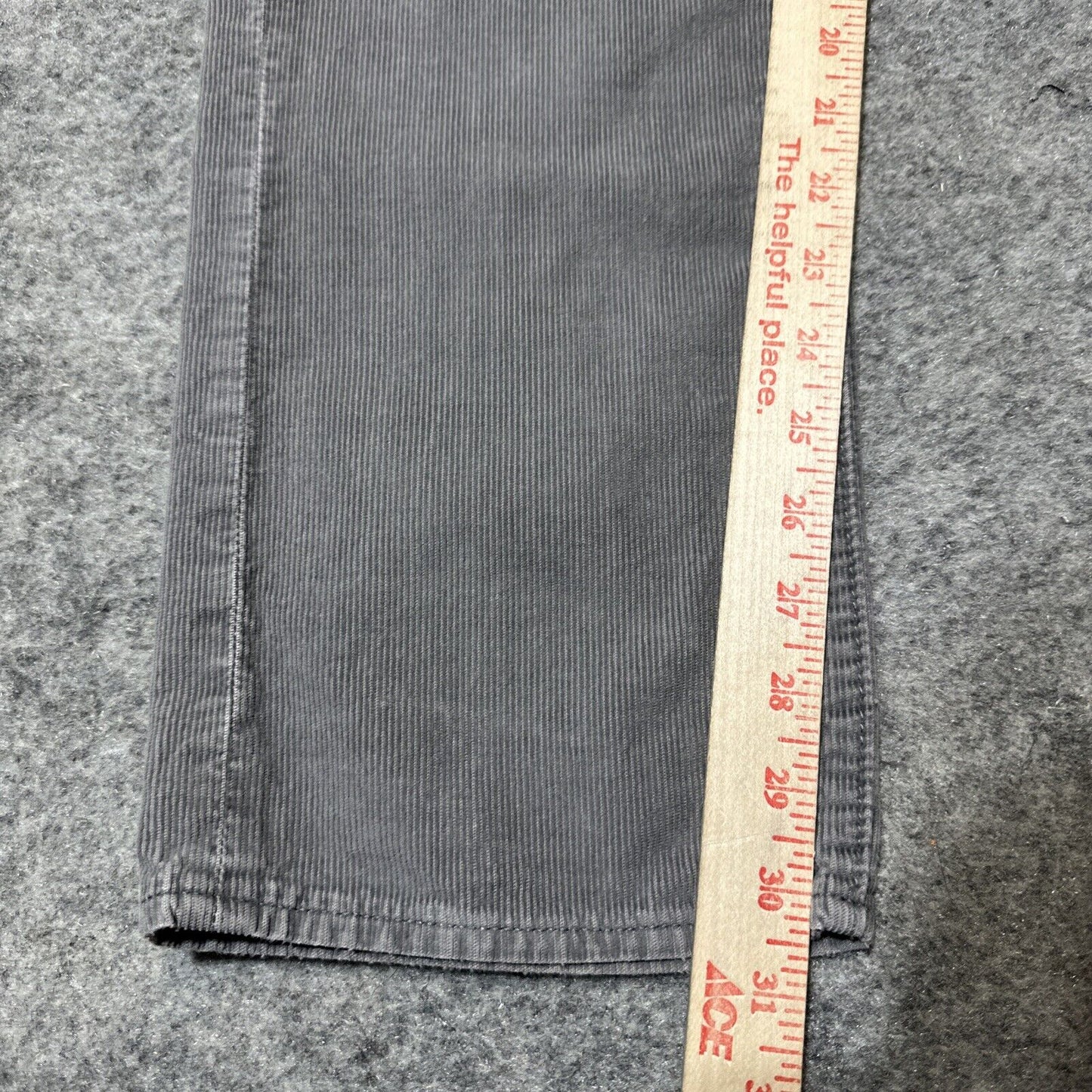 J Crew Men's Corduroy Slim Straight Jeans Size 30x32 Gray