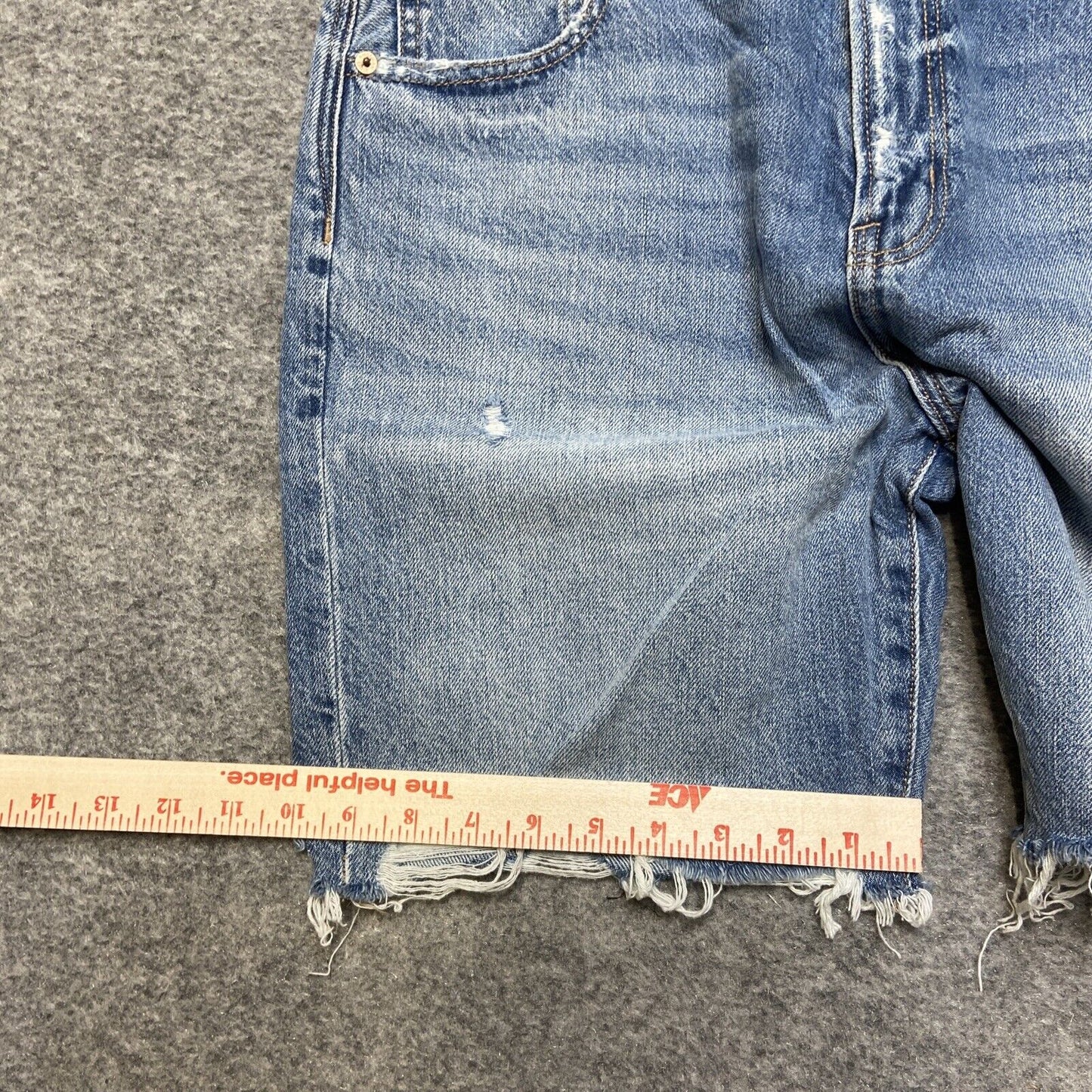 American Eagle Skater Short Women's Size 4 Blue Light Wash Denim
