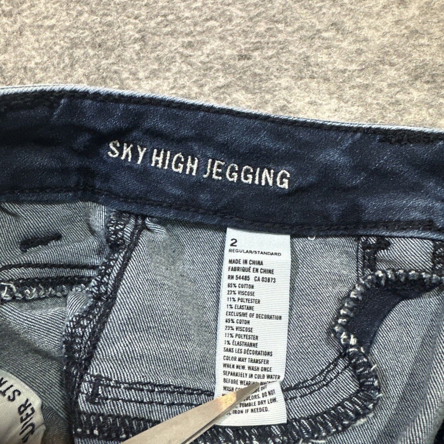 American Eagle Super Stretch Sky High Jegging Women's 2R Dark Blue Acid Wash