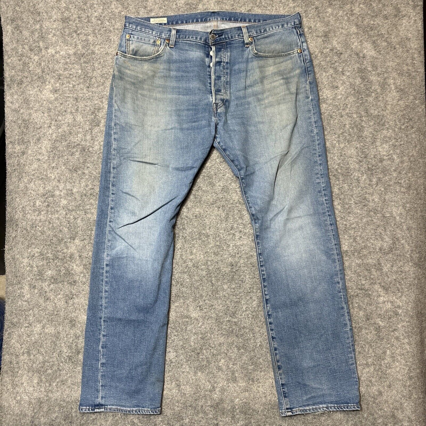 Levi's 501XX Original Fit Men's Straight Work Jeans Size 36x32 Blue Light Denim