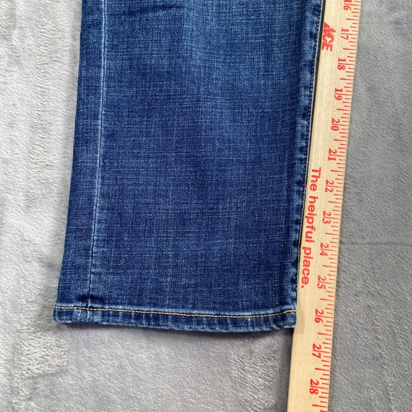 Lucky Brand Women's Sweet Crop Jeans Size 12/31 Blue Medium Wash