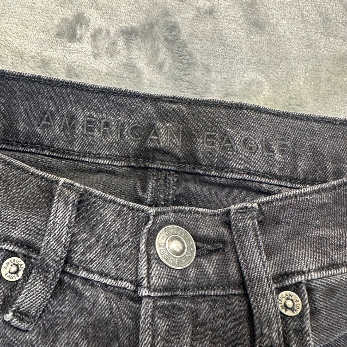American Eagle Women's Highest Rise 90s Boyfriend Jeans Size 4 Black #534424