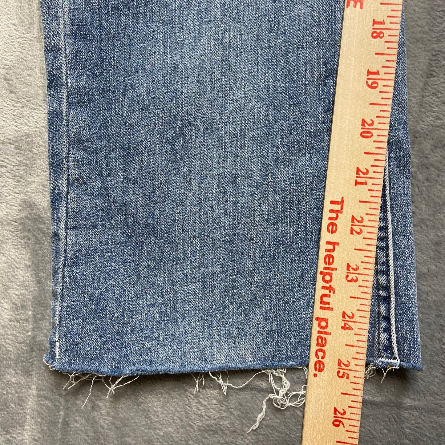 Vigoss Stevie Crop Straight Jeans Women's Size 28 Blue Faded Denim