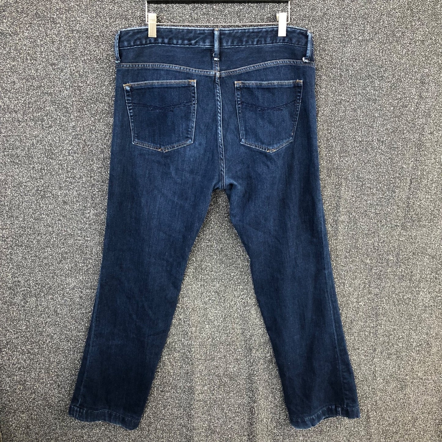 Gap 1969 Women's Long & Lean Straight Jeans Size 31/12R Dark Wash