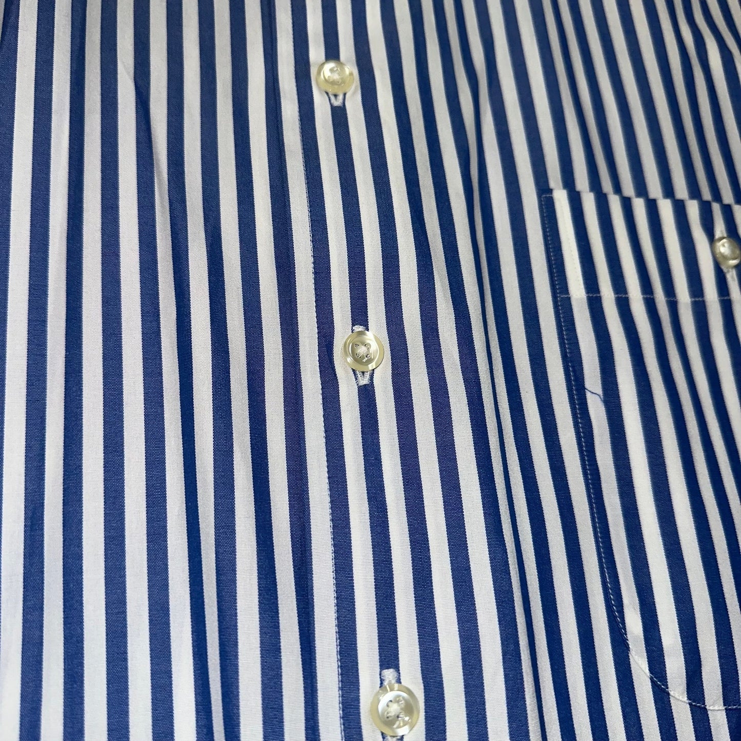 Saks Fifth Avenue Men's Pinstripe Button Down Dress Shirt Size Large Blue White