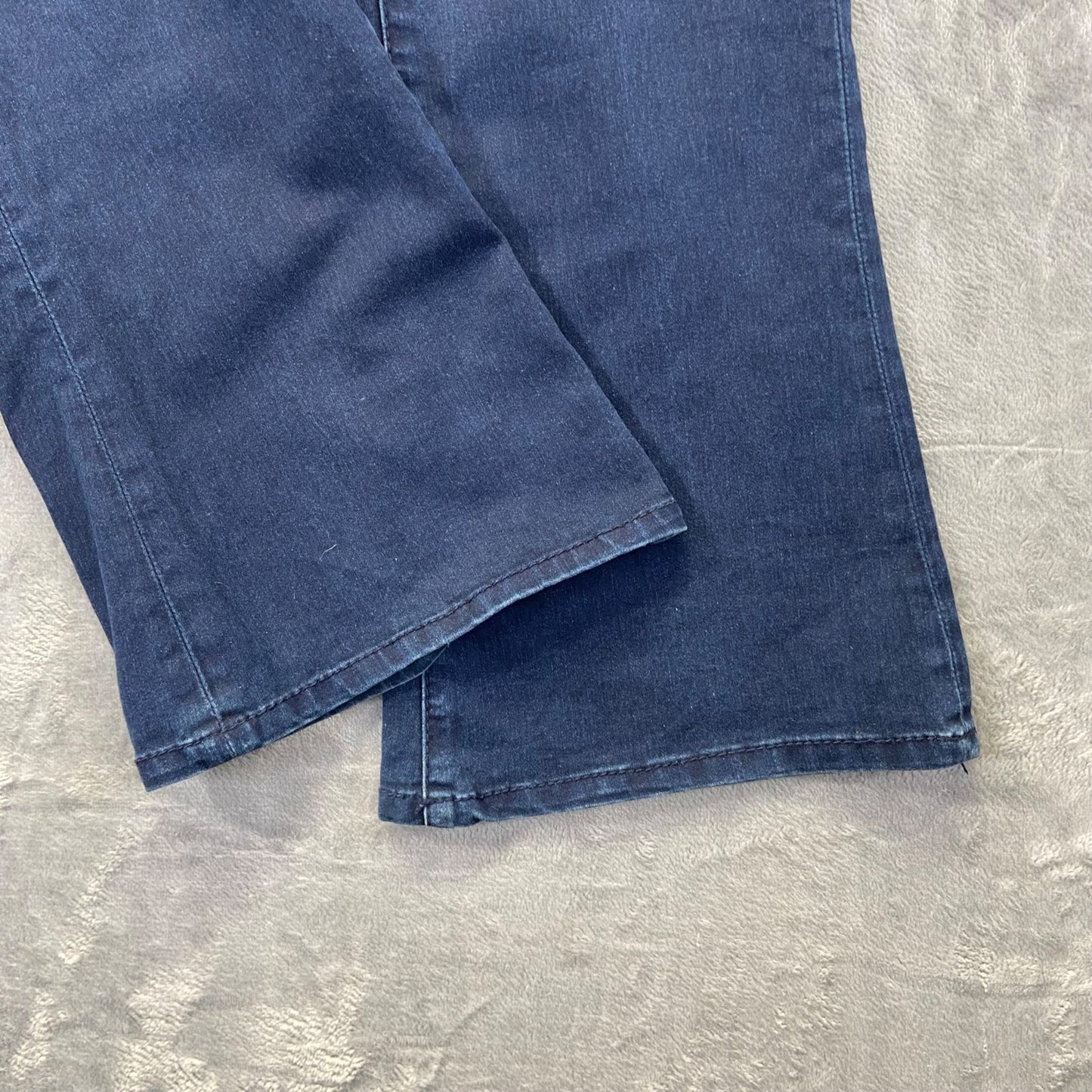 Seven7 Women's Rocker Slim Flare Jeans Size 14 Dark Wash