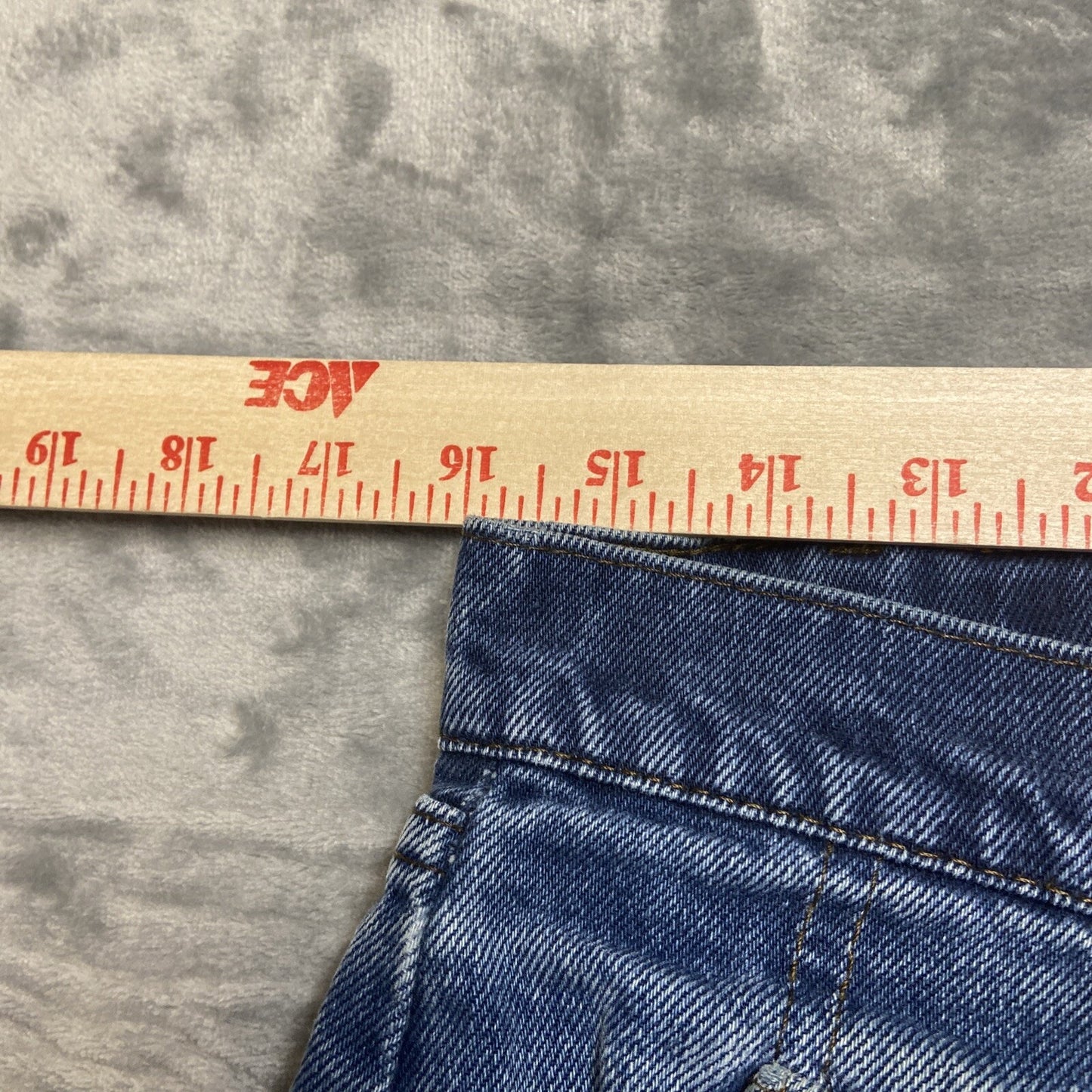 Vintage Levi’s 505 Straight Jeans Men’s Size 32x34 Blue Denim 80s Black Tab Rare