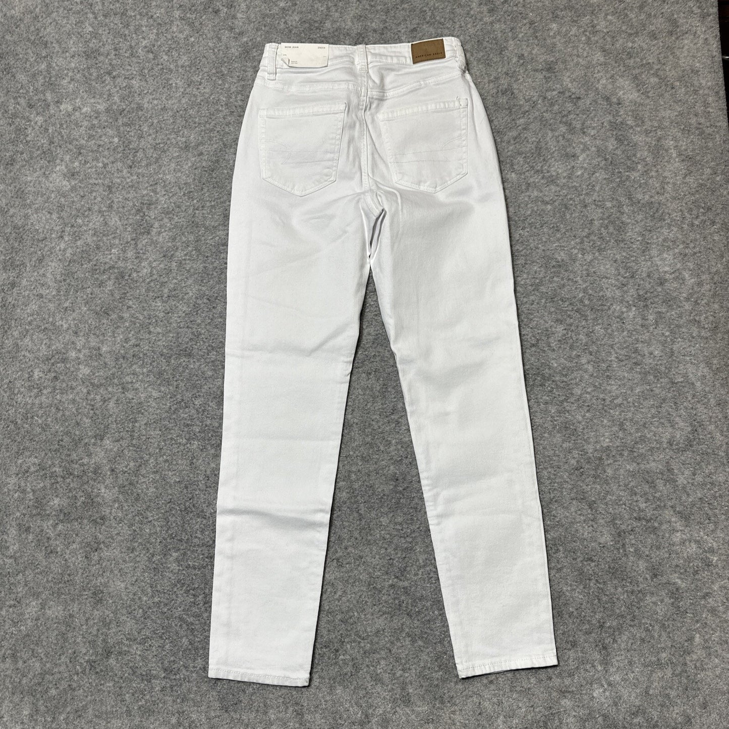 NEW American Eagle Stretch Women's Mom Jean Size 00R White Denim