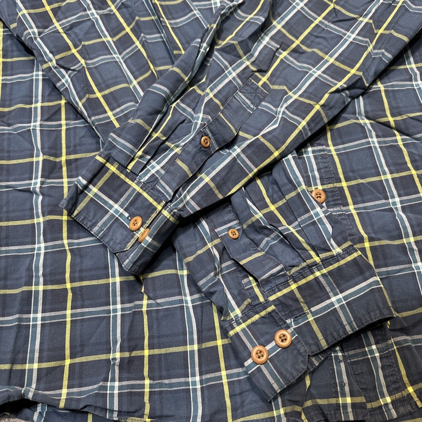 Duluth Trading Untucked Men's Slim Fit Button Up Long Sleeve Shirt Size XLT Blue