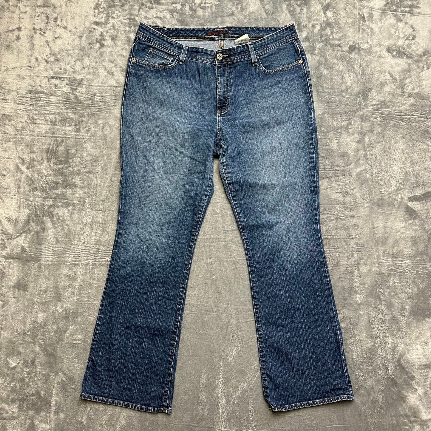 Vintage Eddie Bauer Bootcut Jeans Women’s Size 14R Dark Blue Denim