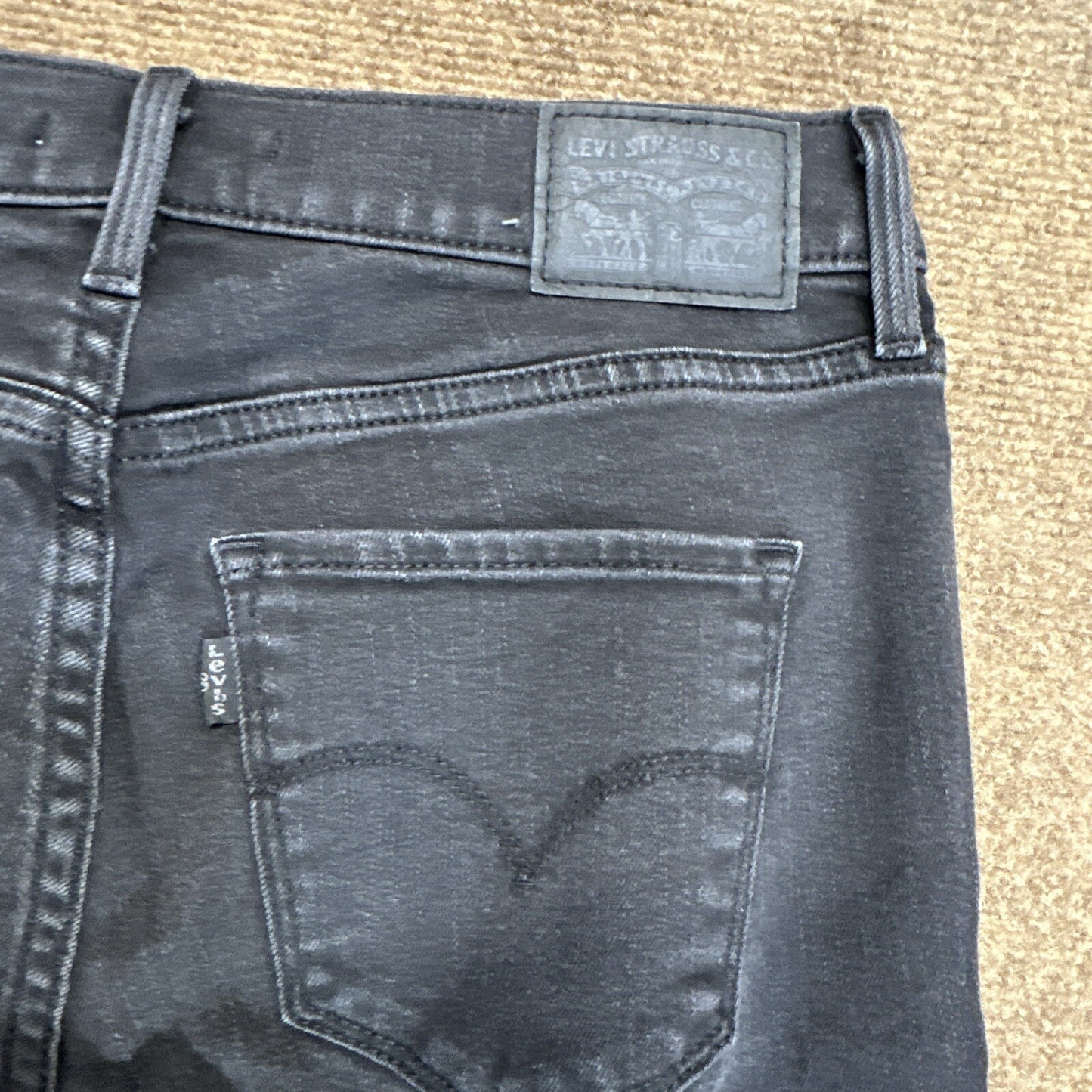 Levi's 314 Shaping Straight Women's Jeans Size 28 Black Dark Wash Denim 28x27