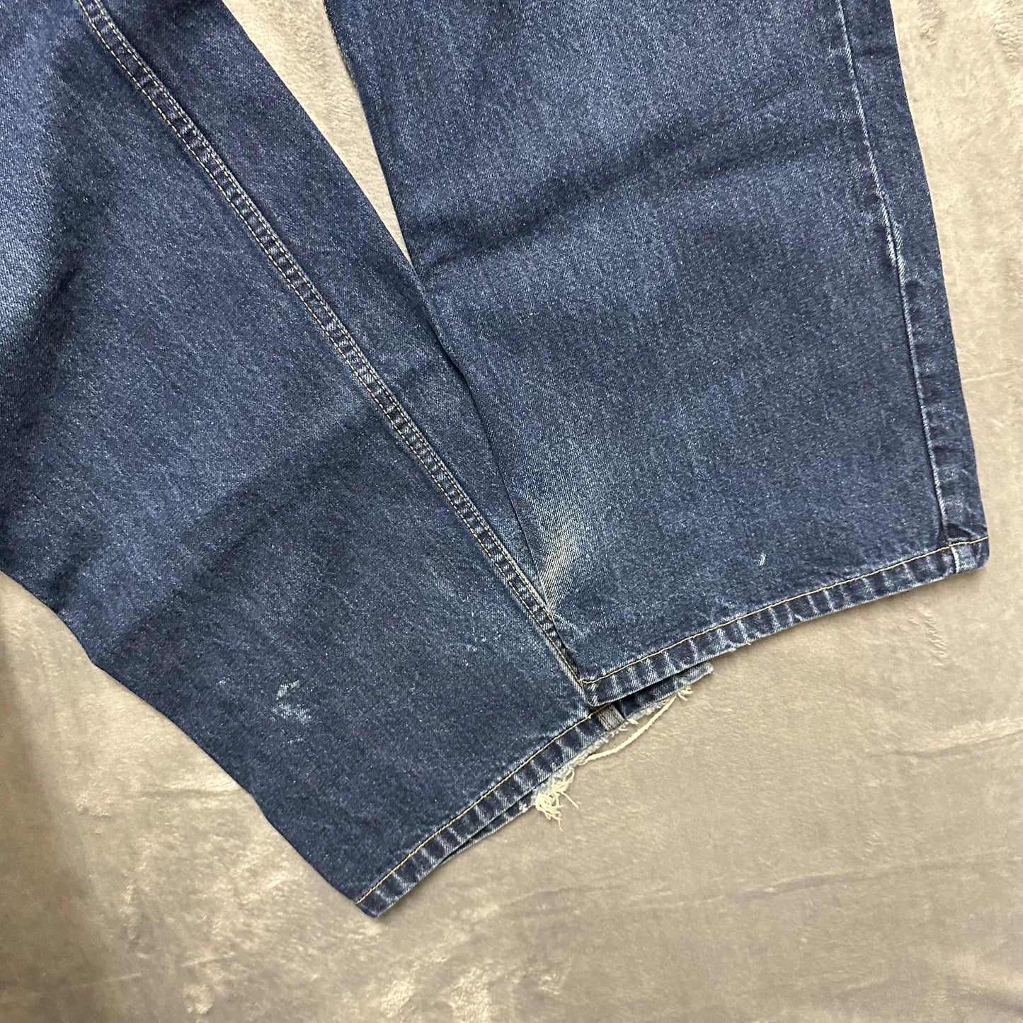 Vintage Reaction Kenneth Cole Straight Jeans Men’s Size 36x30 Dark Blue Denim