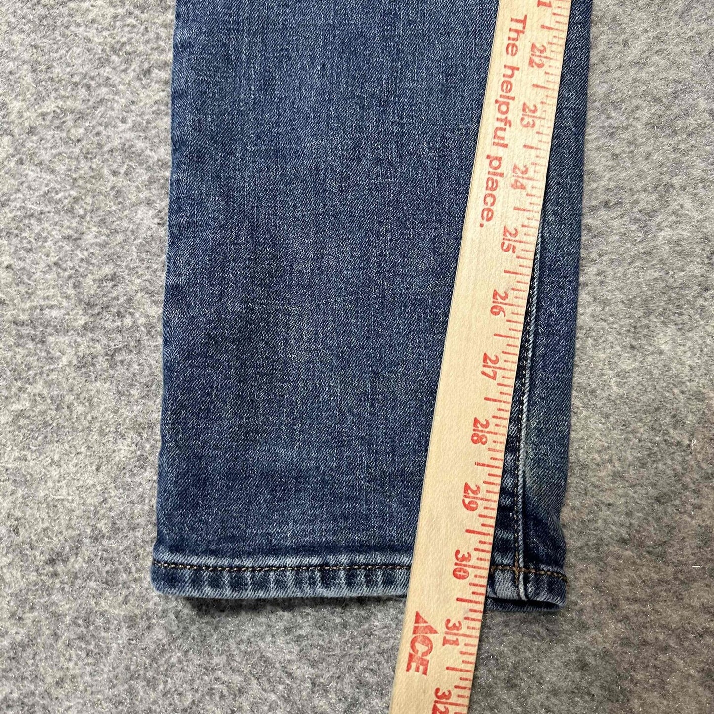 Timberland Men's Distressed Slim Jeans Size 32x32 Blue