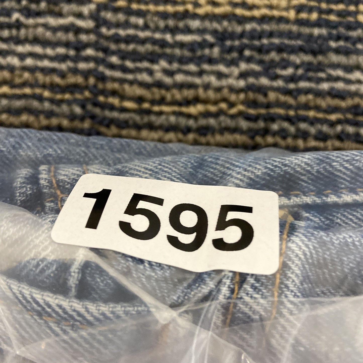 Vintage Eddie Bauer Loose Fit Straight Jeans Men's Size 38x34 Med Blue Denim
