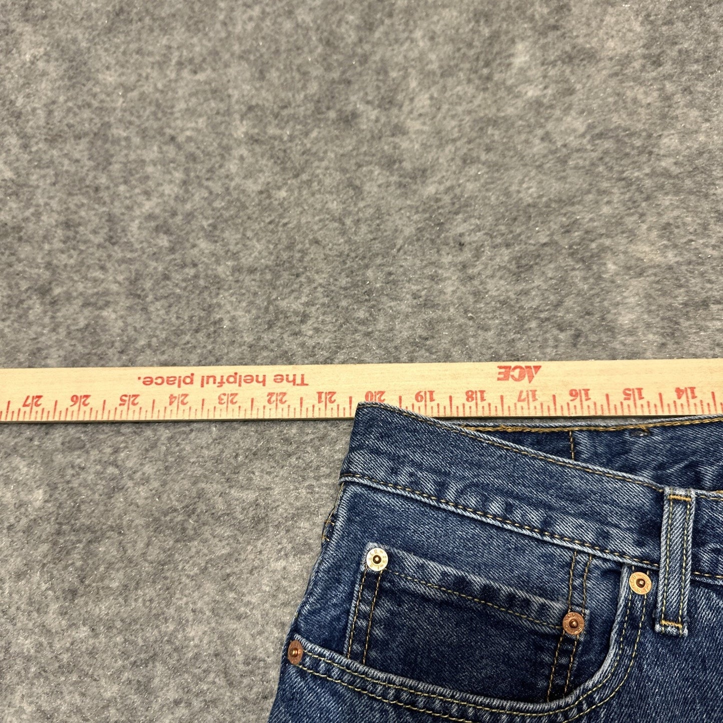 Levi's 550 Relaxed Fit Men's Straight Jeans Size 42x30 Blue Medium Wash Denim