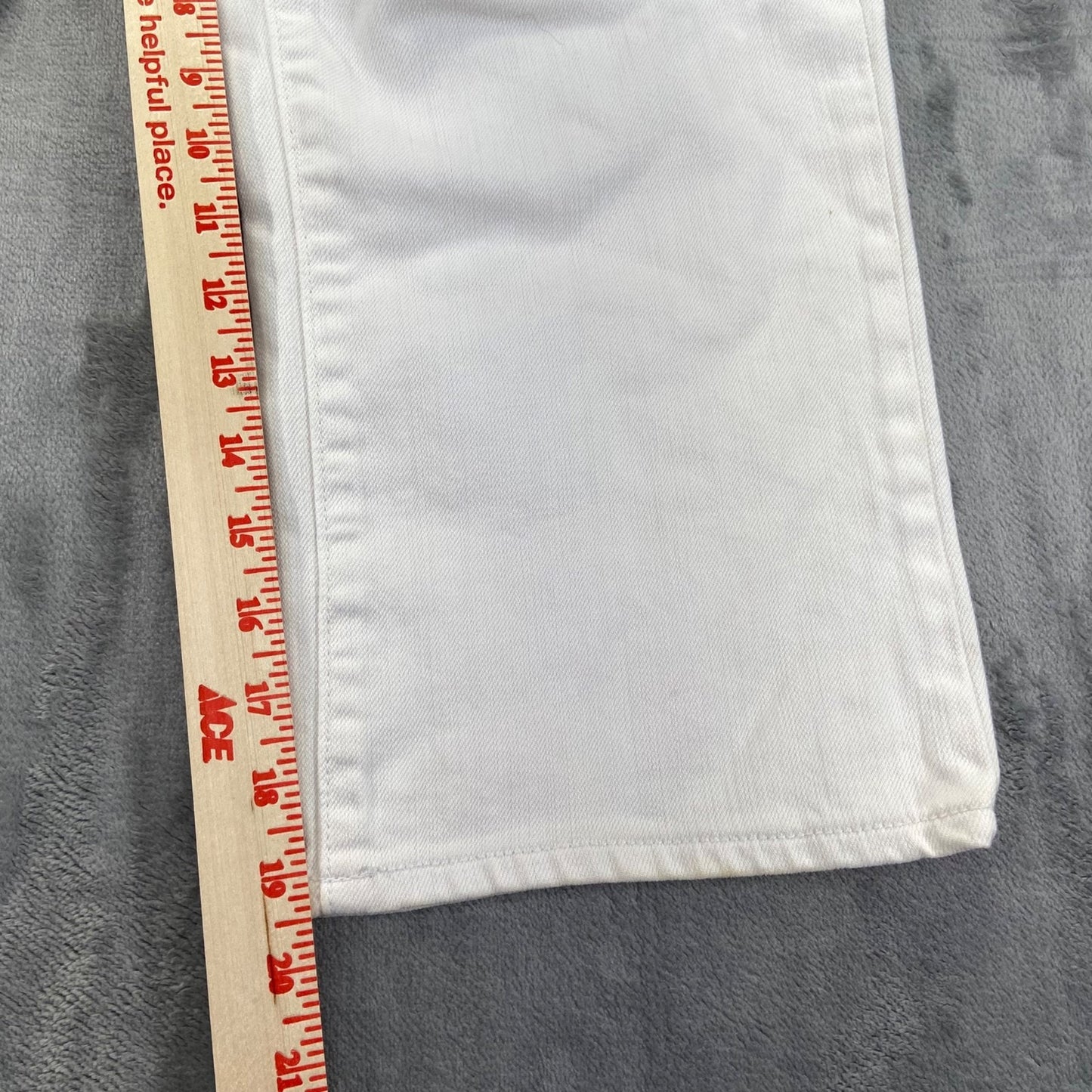 Vigoss Women's Capri Size 9/10 White Denim Summer