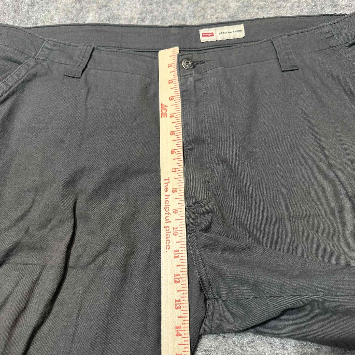 Wrangler Regular Taper Men's Straight Cargo Pants Size 42x30 Gray Faded Pants
