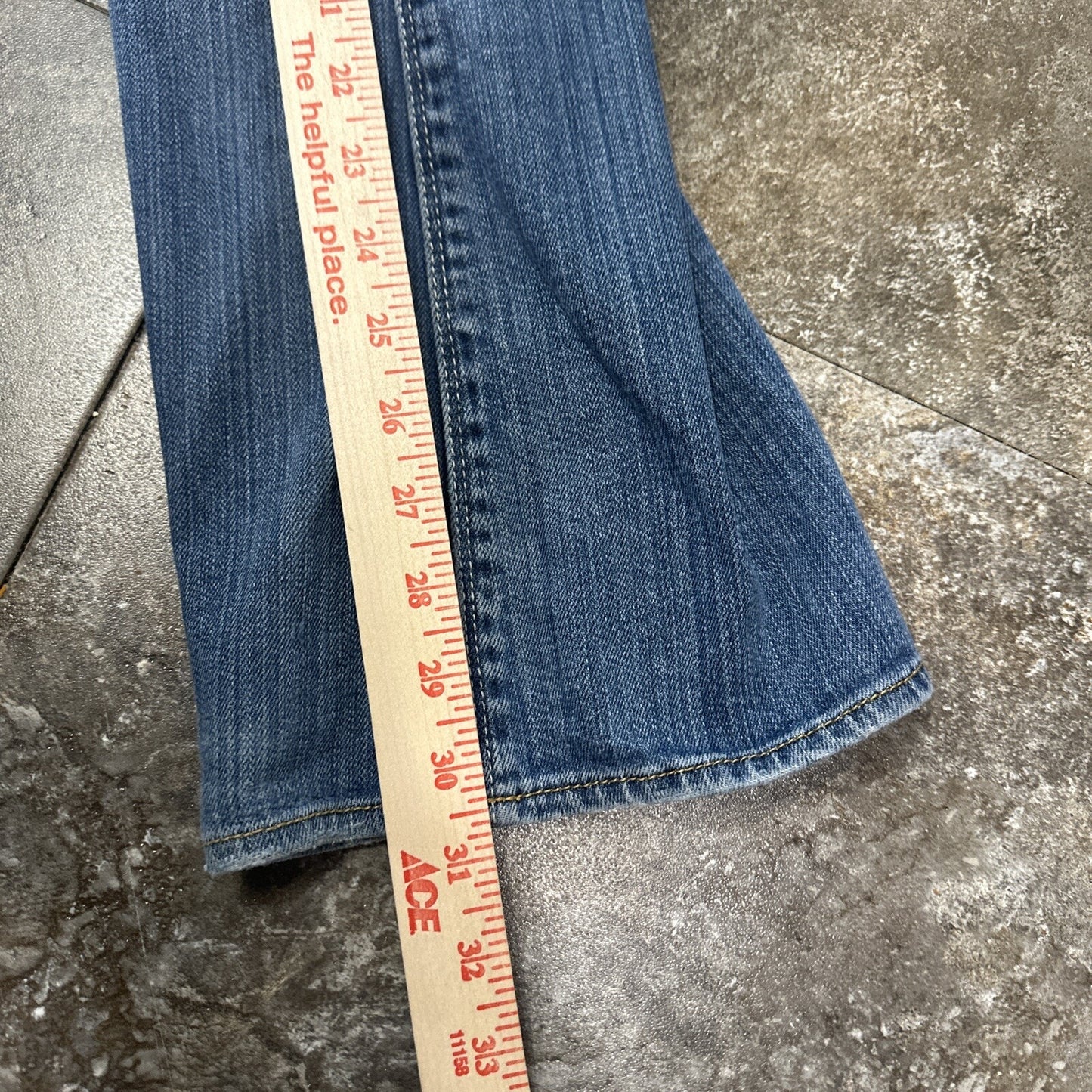 American Eagle Artist Jeans Women's 4 Blue Stretch Flare Low Rise Distressed