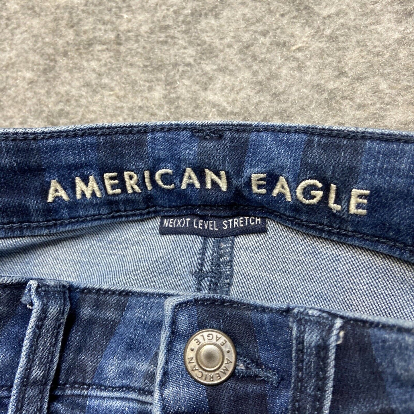 American Eagle Next Level Stretch Super Hi Rise Jegging Crop Size 2 Short Stripe