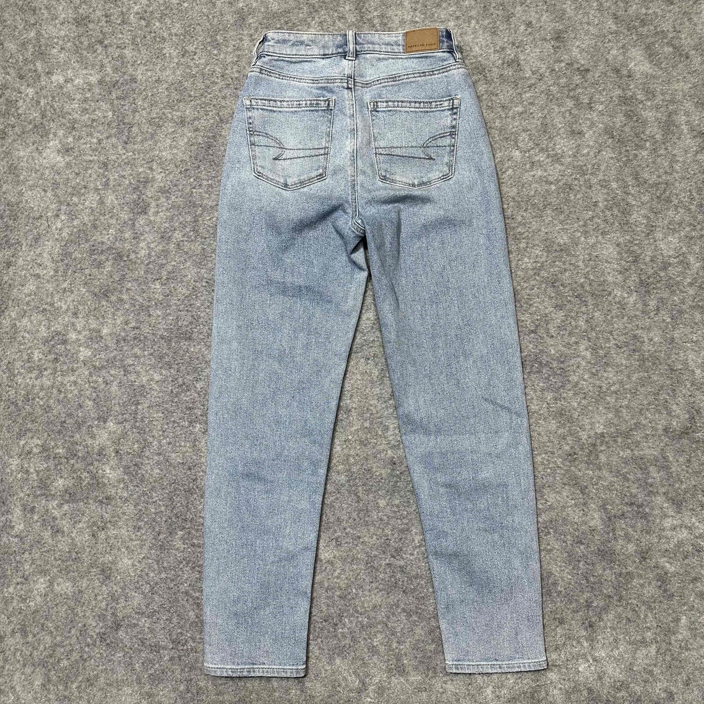 American Eagle Mom Straight Jean Women's Stretch Jeans Size 000 Short Blue Light