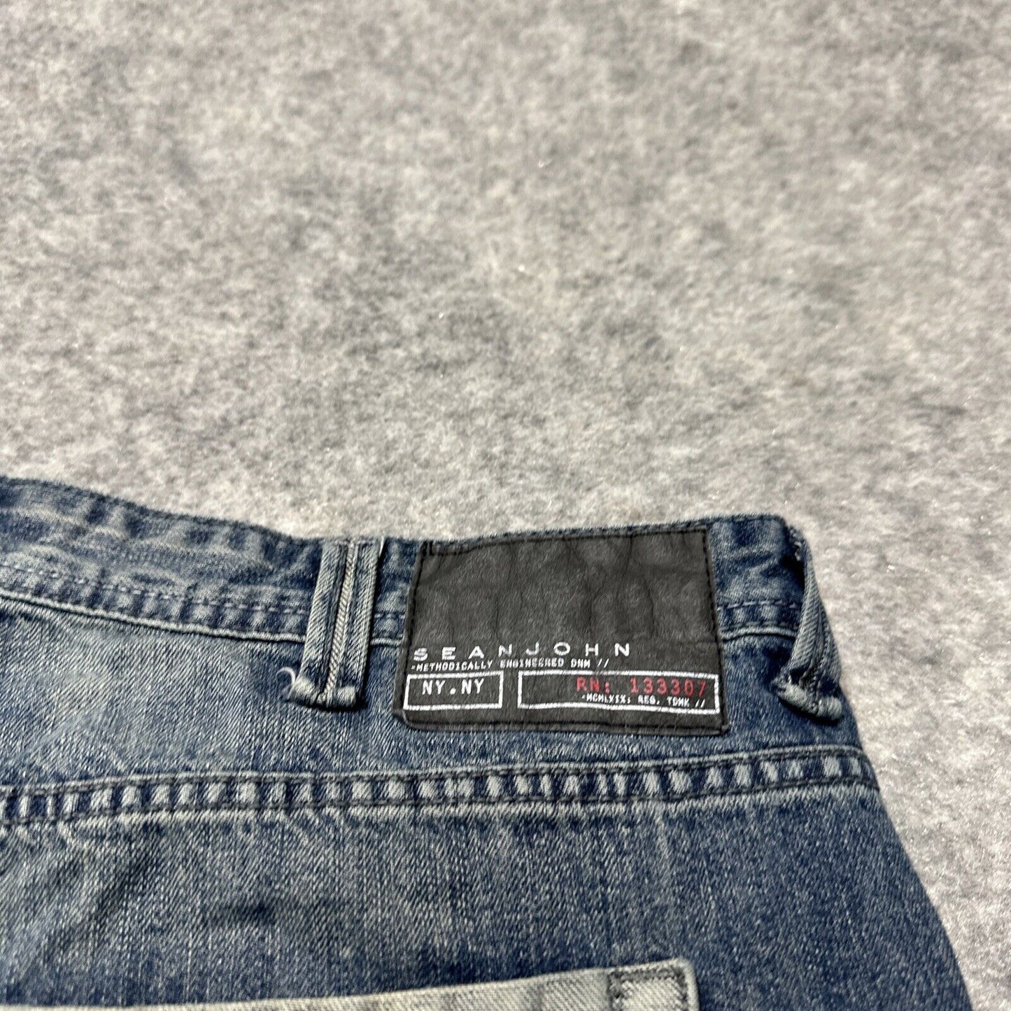 Sean John Men's Bermuda Jean Shorts Sz 40 Blue Dark Denim Y2K Grunge Streetwear