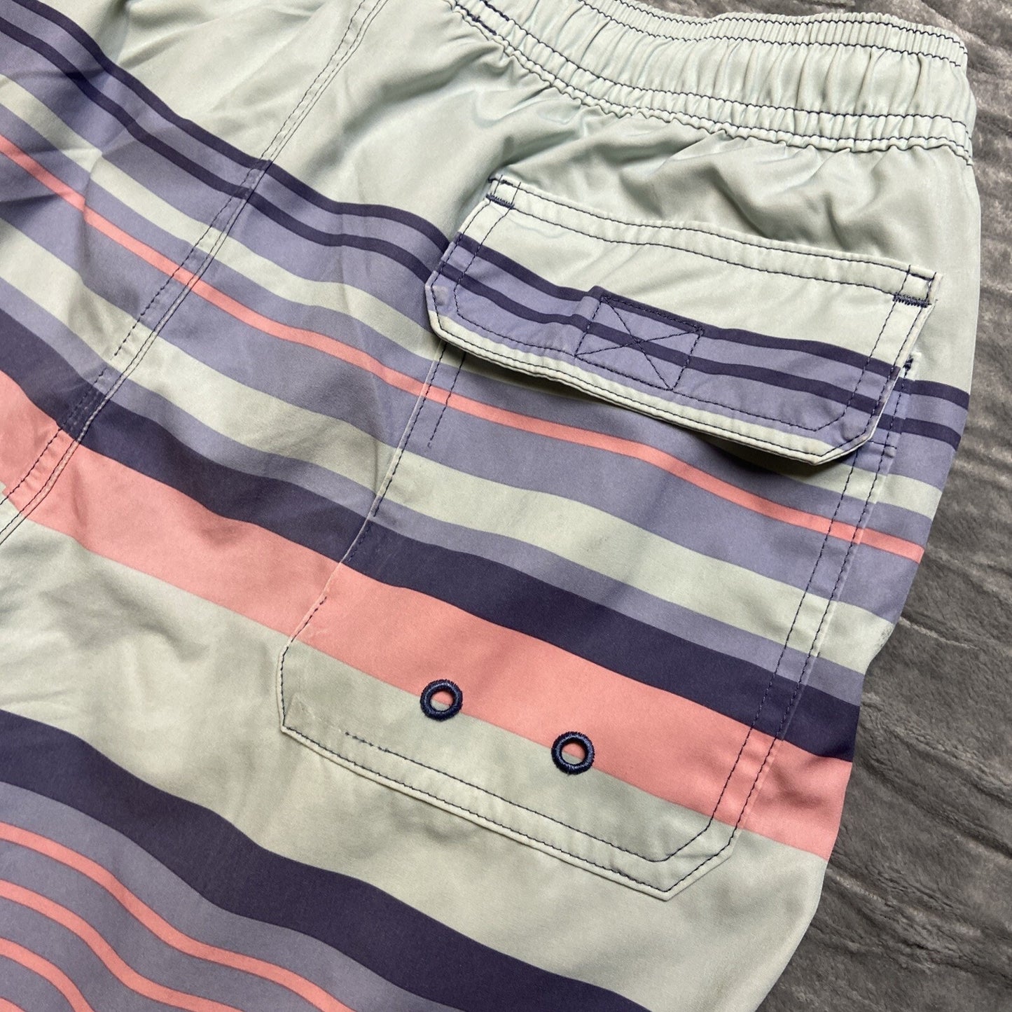 Vineyard Vines Swim Shorts Men's Size XS Multicolored Canvas