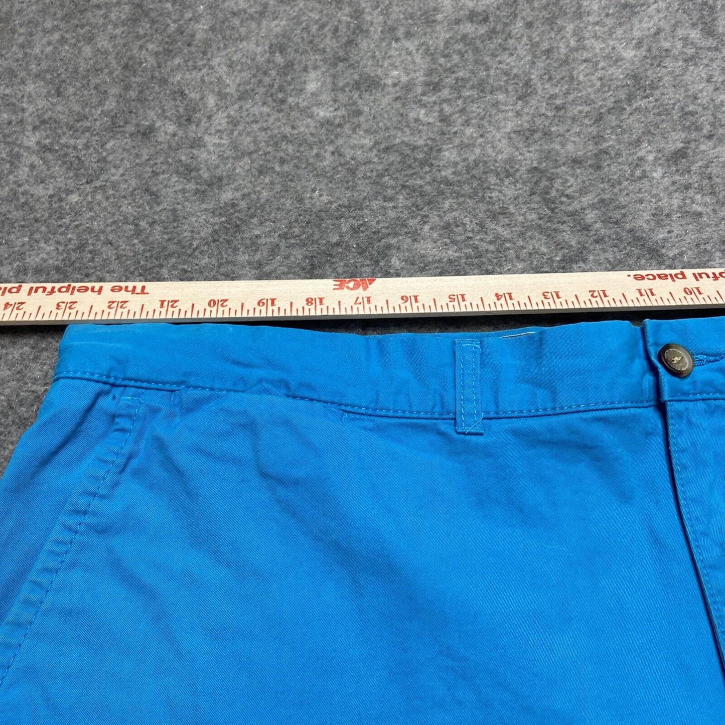 Tommy Hilfiger Chino Shorts Men's Size 46R Light Blue Casual Summer Shorts