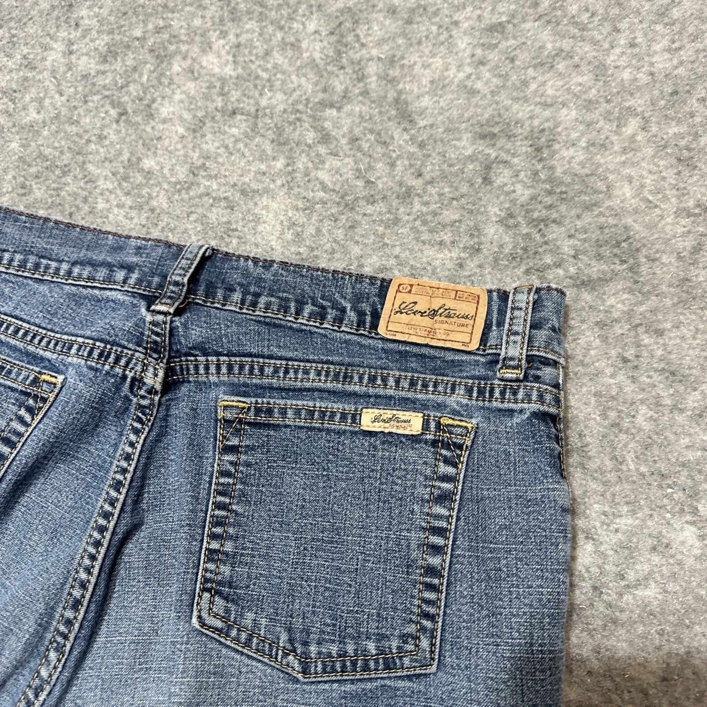 Levi Strauss Signature Girls' Low Rise Flare Stretch Jeans Size 16.5 Blue Denim