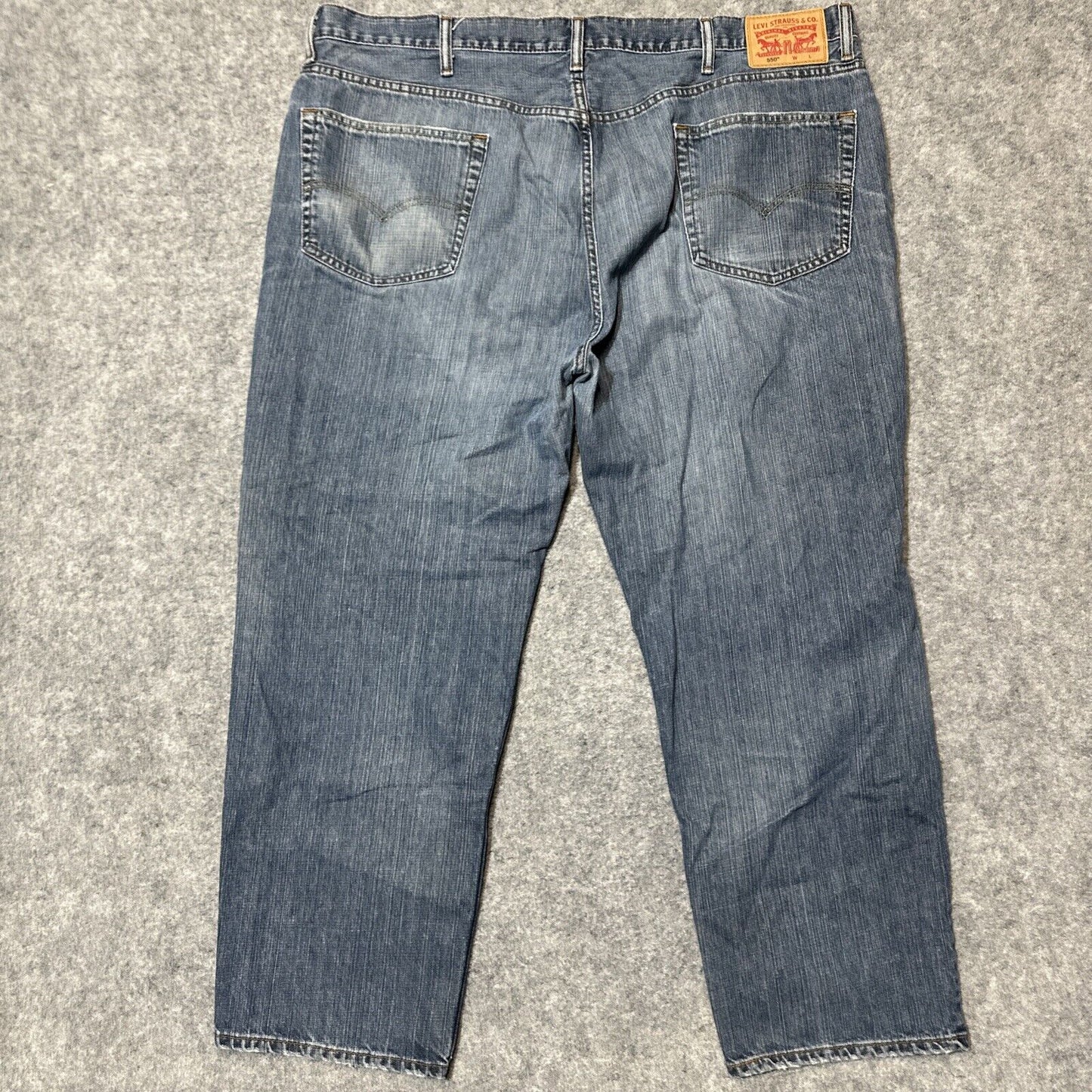 Levi's 550 Relaxed Fit Jeans Mens Size 46x30 Blue Light Wash Denim
