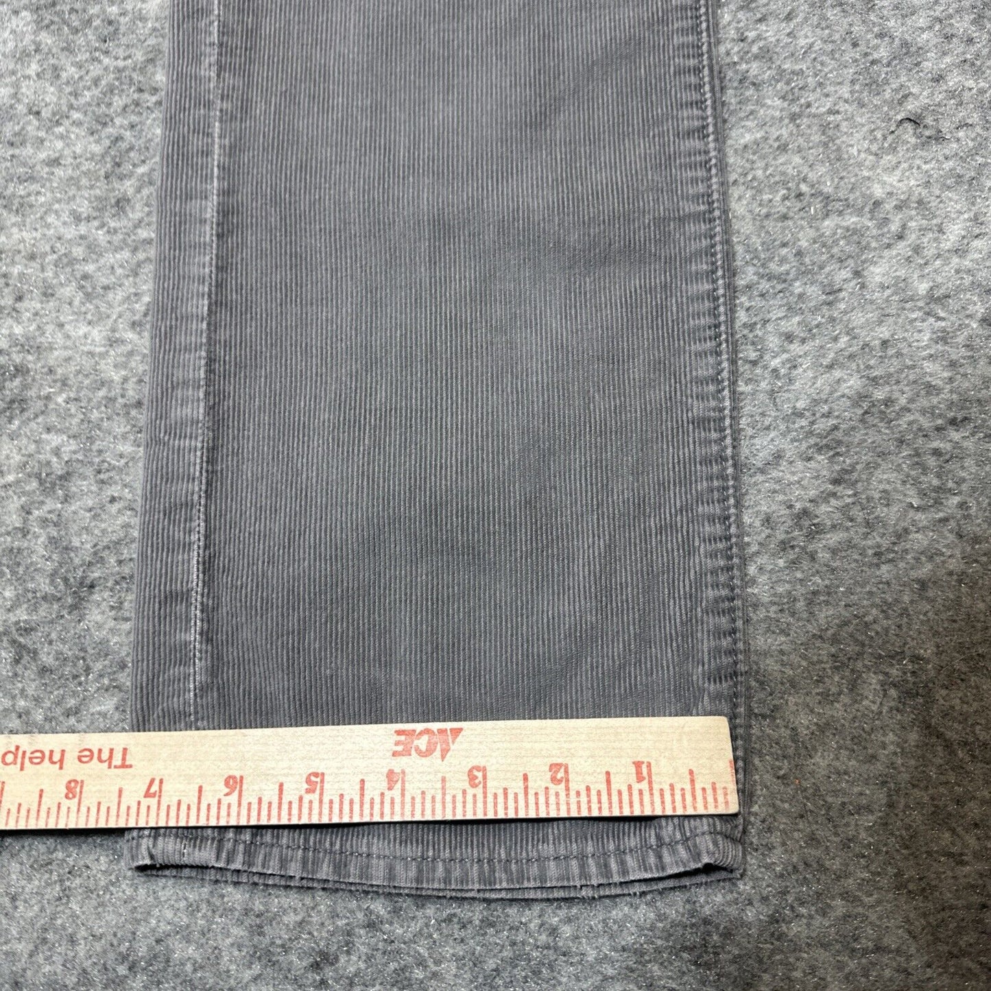J Crew Men's Corduroy Slim Straight Jeans Size 30x32 Gray