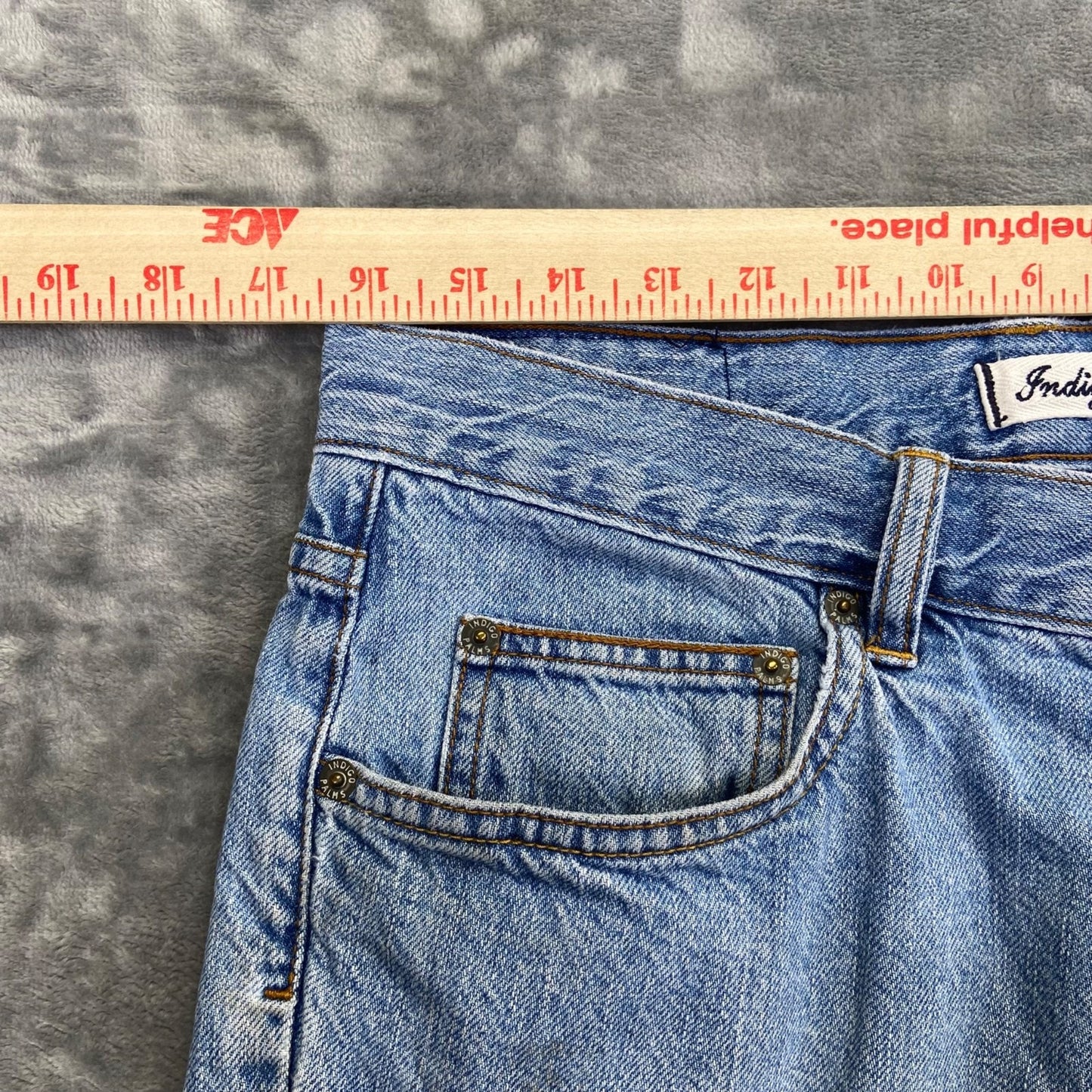 Indigo Palms Men's Classic Fit Straight Jeans 34x34 Blue Light Wash Tommy Bahama