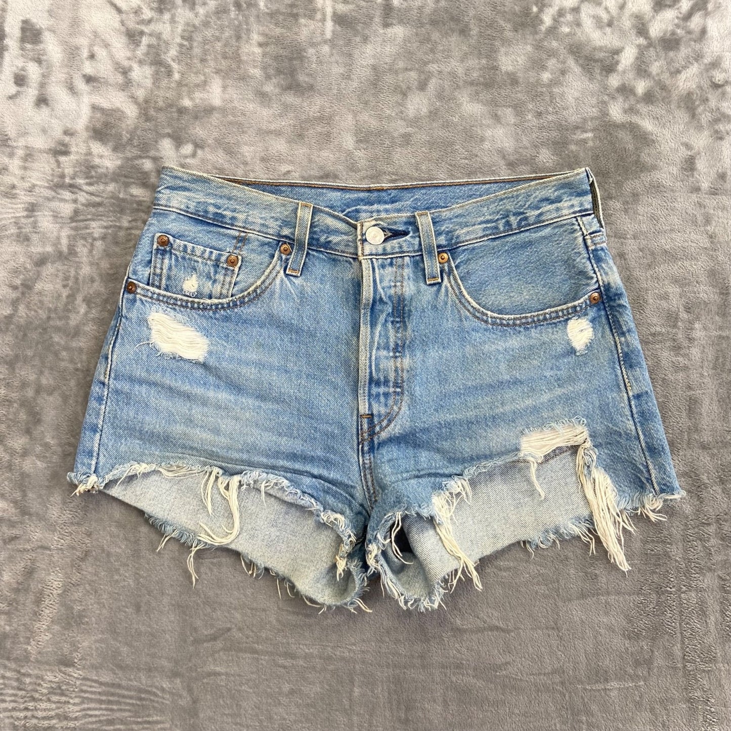 New Levi's 501 Distressed Cutoff Denim Shorts Women's Size 27 Blue Button Fly
