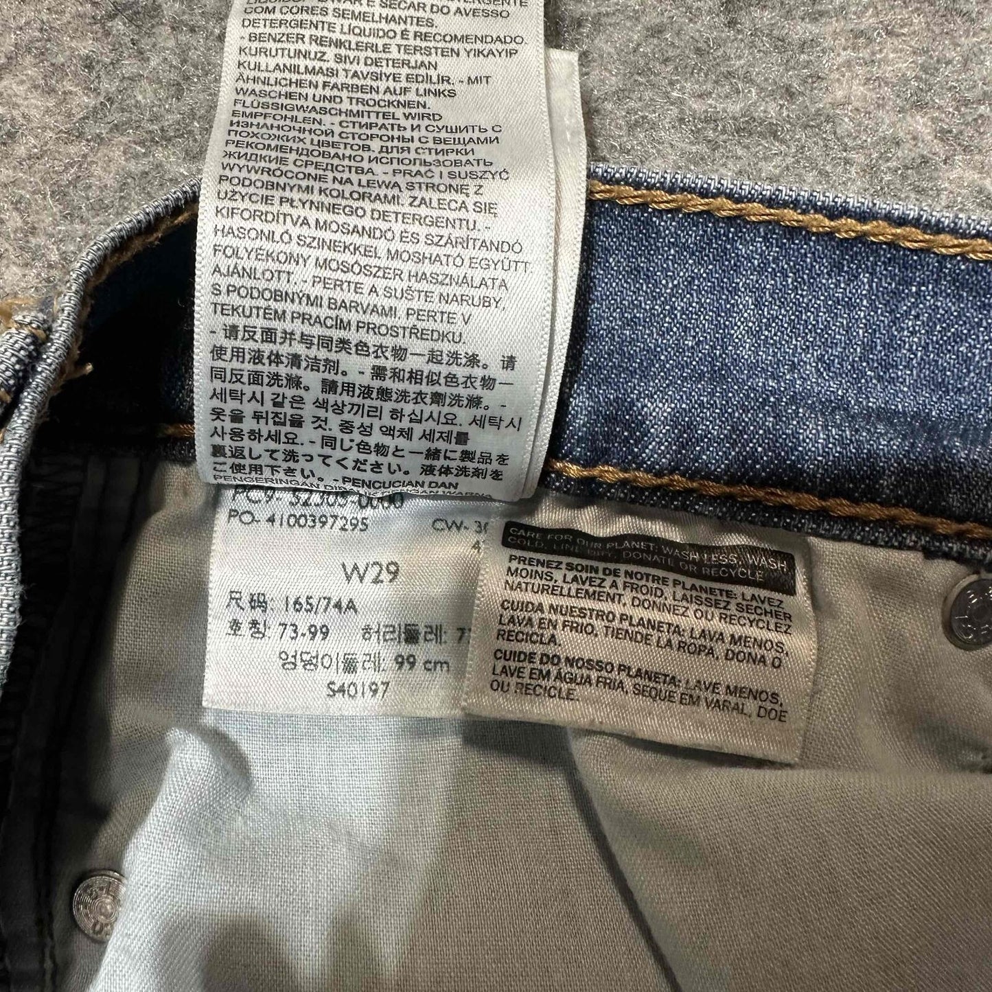 Levi's Wedgie Skinny Women's Distressed Raw Hem Jeans Size 29 Blue Denim