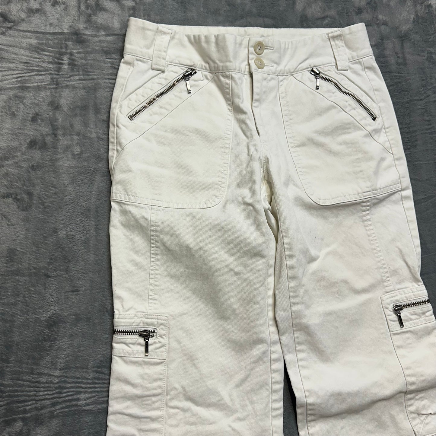 Banana Republic Low Rise Bootcut Cargo Pants Women's Size 2 White Zipper Pockets