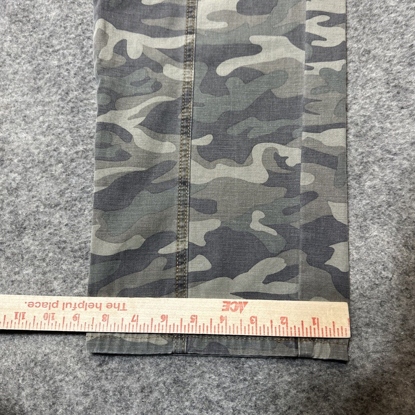 Sincerely Jules Cargo Bootcut Jeans Women's Size 11/30 Camouflage Green Denim