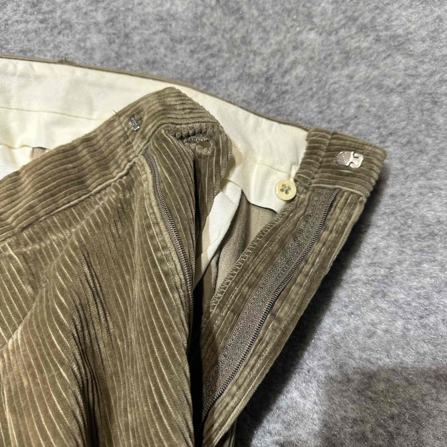 Brooks Brothers Men's Corduroy Pleated Cuffed Dress Pants Size 38 Long Brown