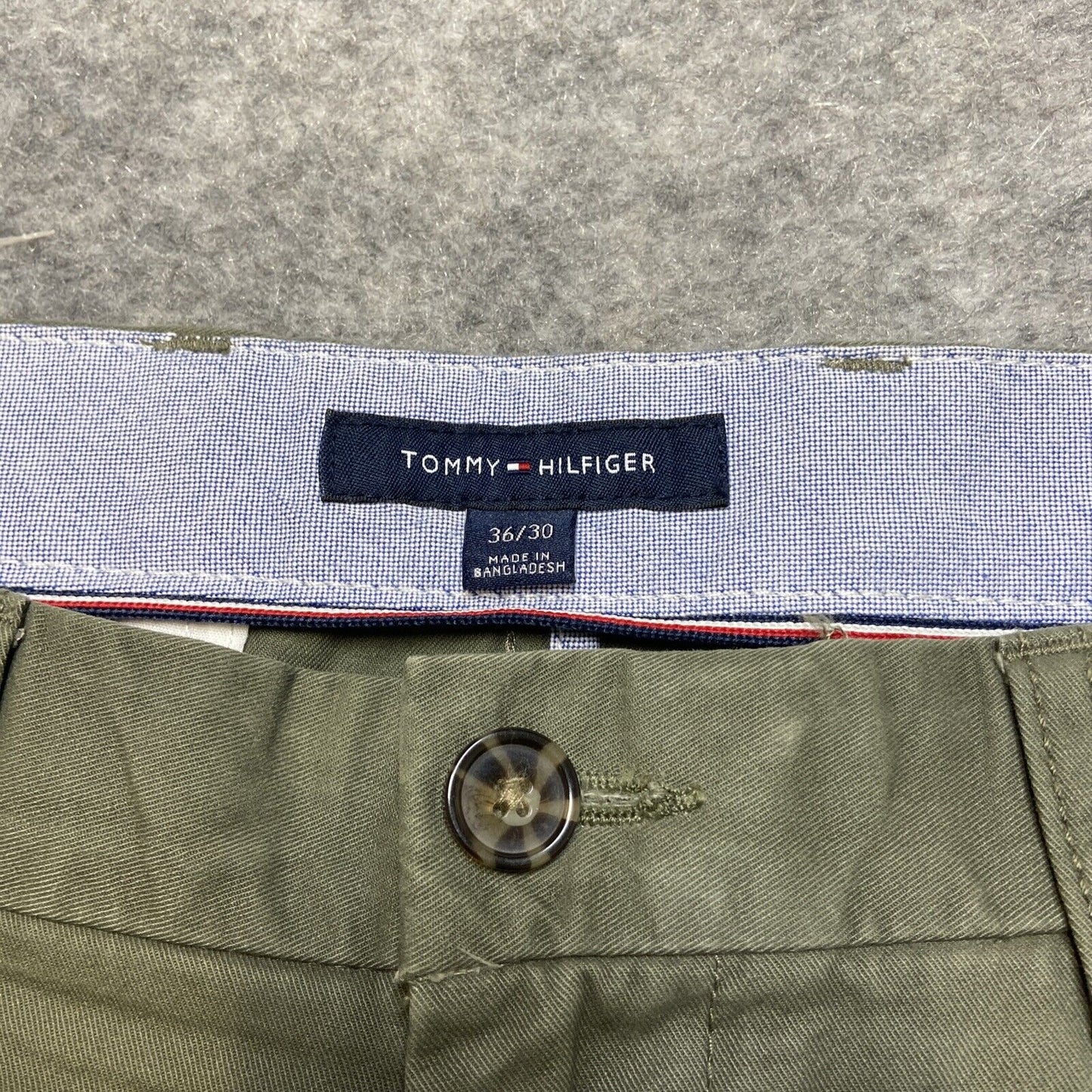 Tommy Hilfiger Chino Pants Men's Size 36x30 Green Pants