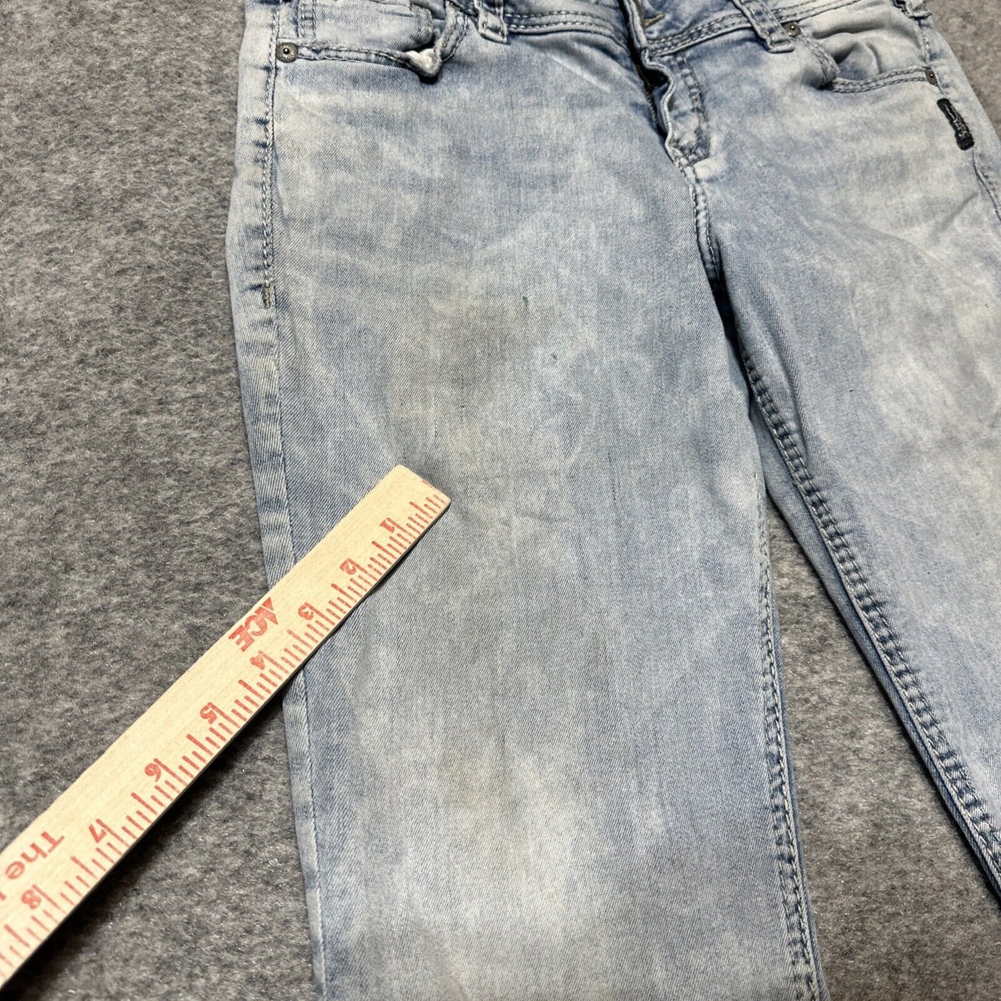 Silver Jeans Suki Mid Boot Distressed Jeans Women's Size 29/33 Blue Acid Wash
