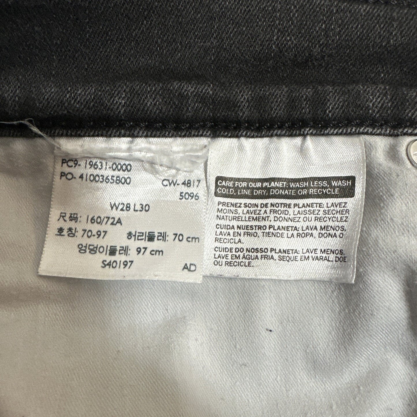 Levi's 314 Shaping Straight Women's Jeans Size 28 Black Dark Wash Denim 28x27