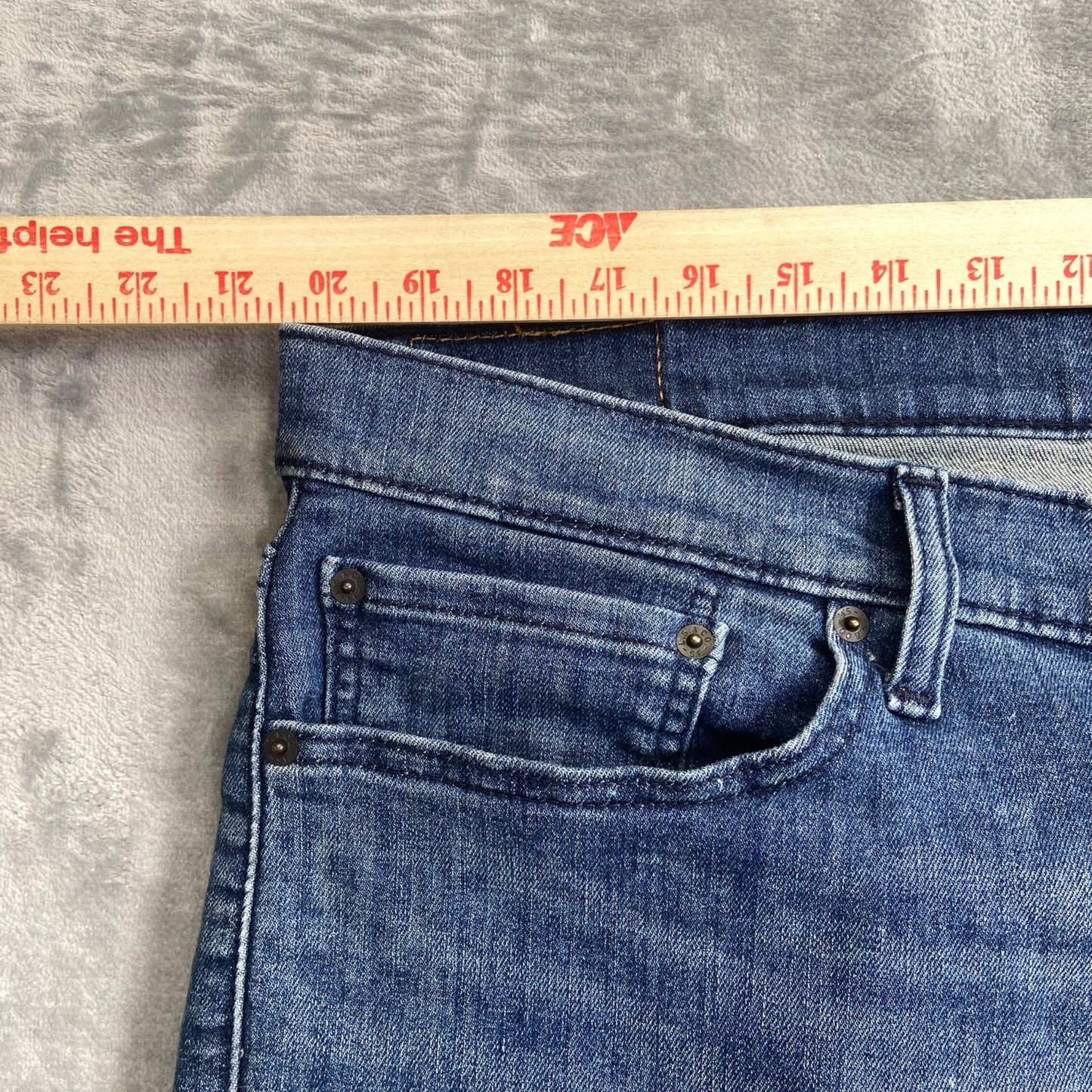 Levi's 541 Athletic Fit Men's Jeans 40x34 Blue Denim Cotton Blend