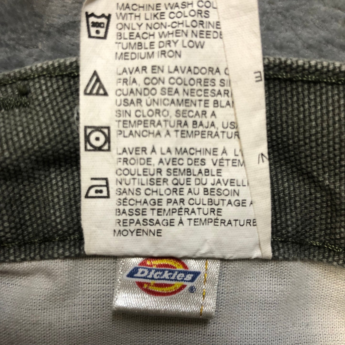 Dickies Canvas Cargo Shorts Men's Size 40 Gray