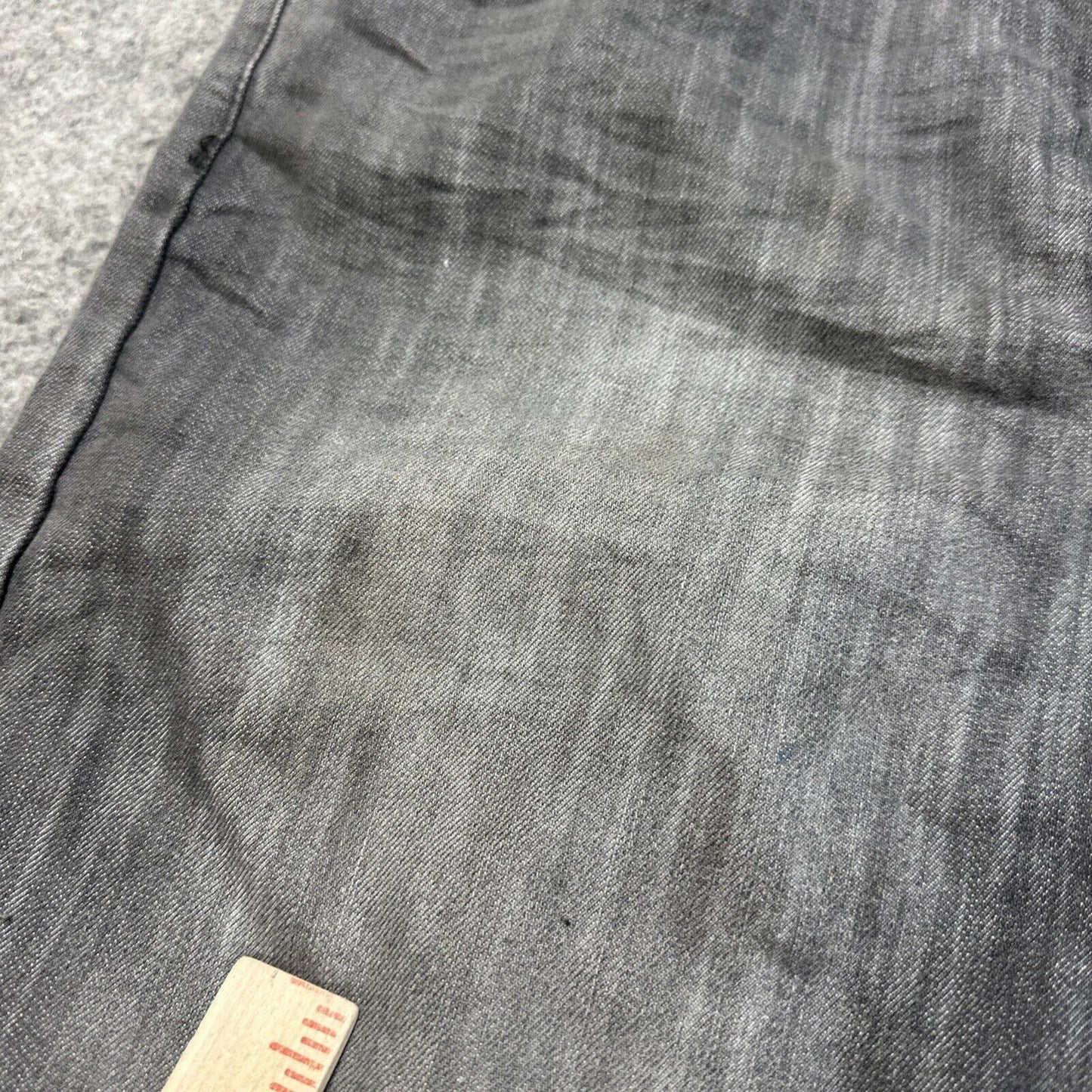 Southpole Straight Jeans Men's Size 34x30 Gray Denim Skater Y2K Grunge *Stained*